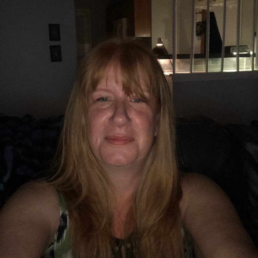 Meet your Posher, Lea
